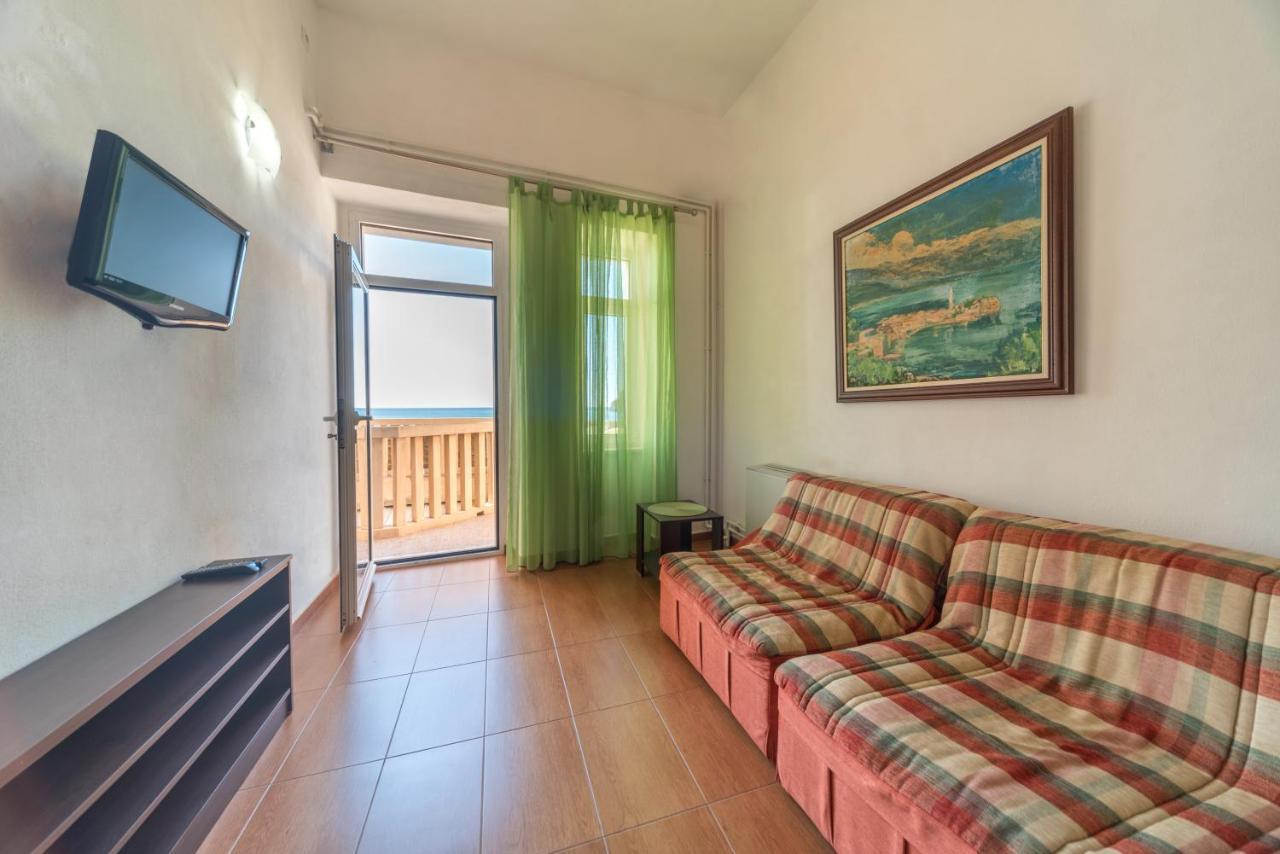 R Club Apartments Old Town ブドヴァ エクステリア 写真