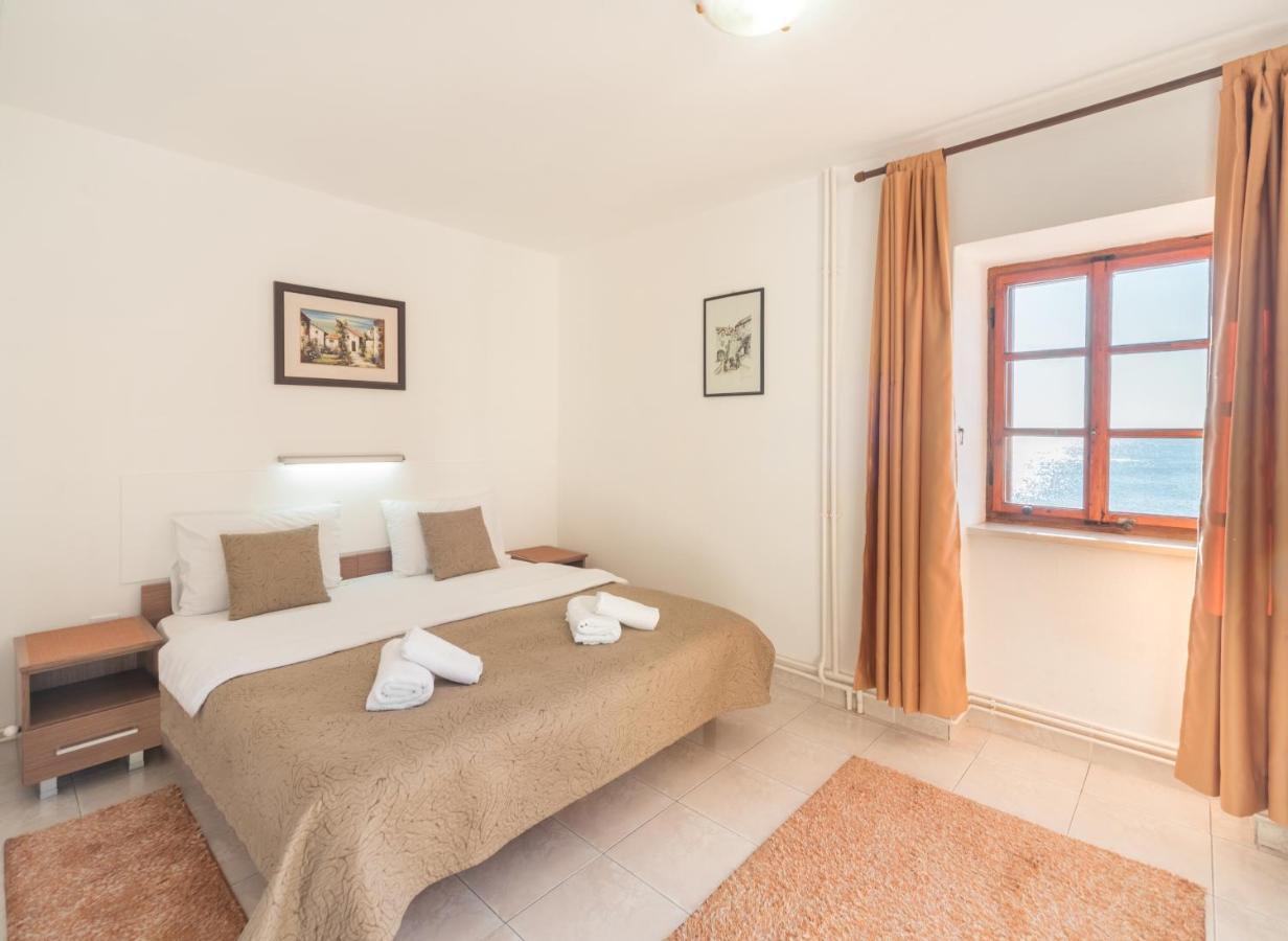 R Club Apartments Old Town ブドヴァ エクステリア 写真