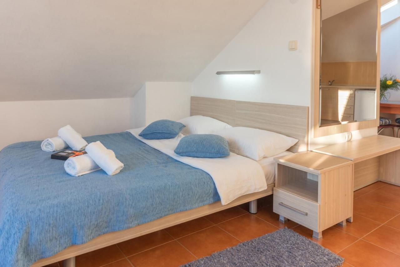 R Club Apartments Old Town ブドヴァ エクステリア 写真
